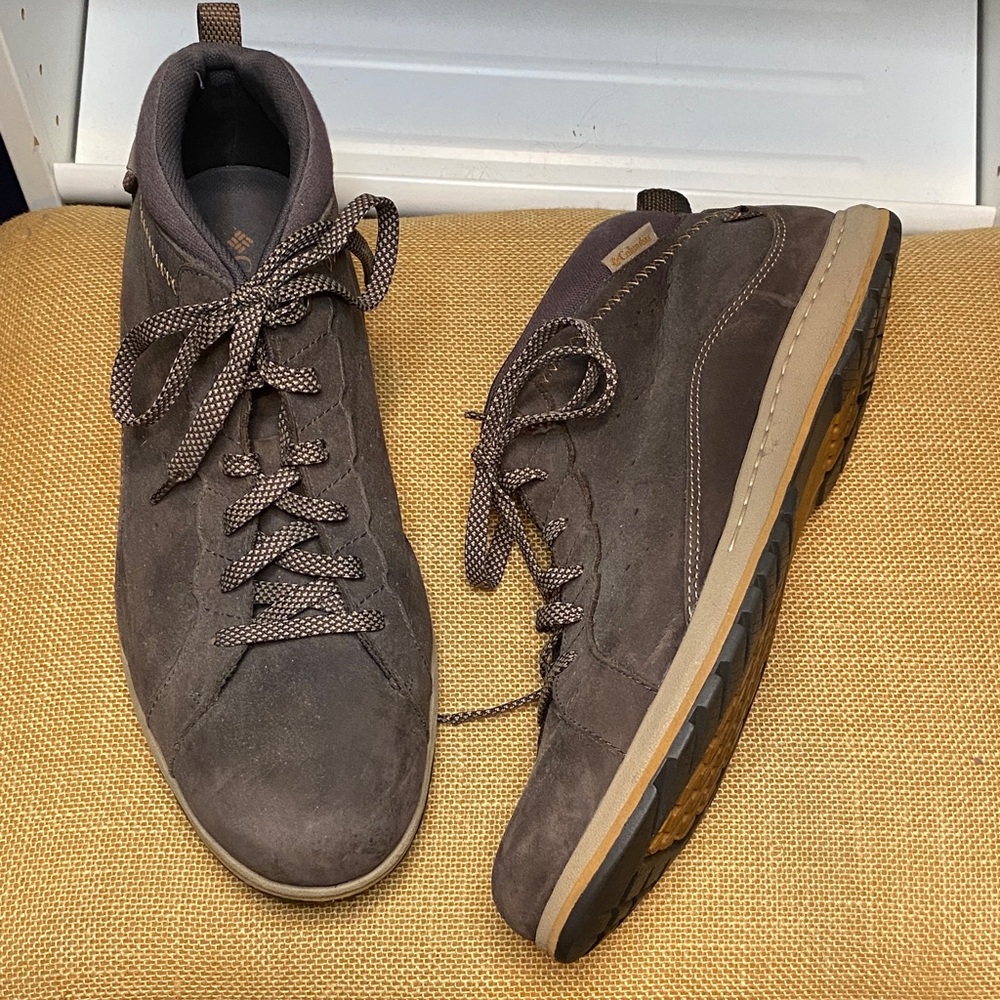 Columbia Three Passes leather Chukka boots Shoes